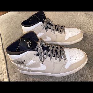 Men’s Nike Air Jordan 1